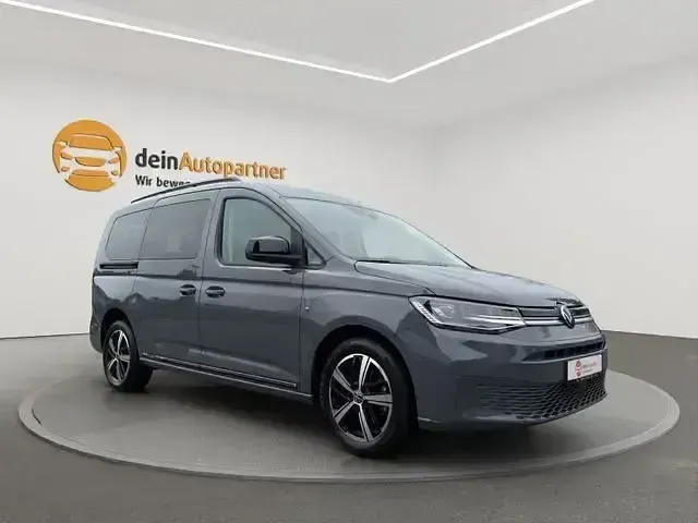 Używany VW Caddy Maxi Dark Label 116 KM (85 kW) 2023 Szary Minivan