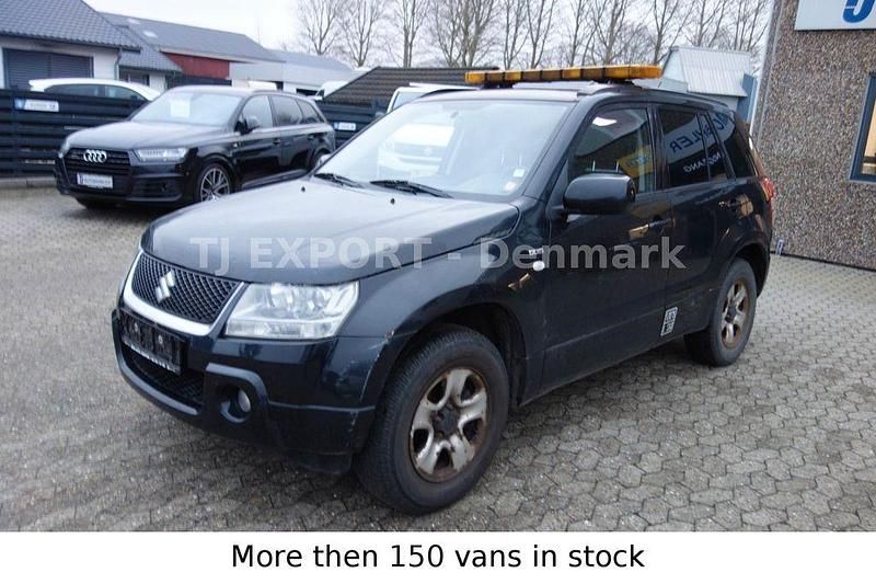 Gebraucht Suzuki Grand Vitara 129 PS (94 kW) 2009 Schwarz Van