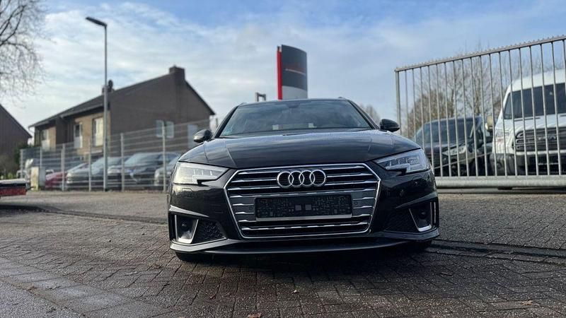 Gebraucht Audi A4 Sport 190 PS (139 kW) 2019 Schwarz Kombi