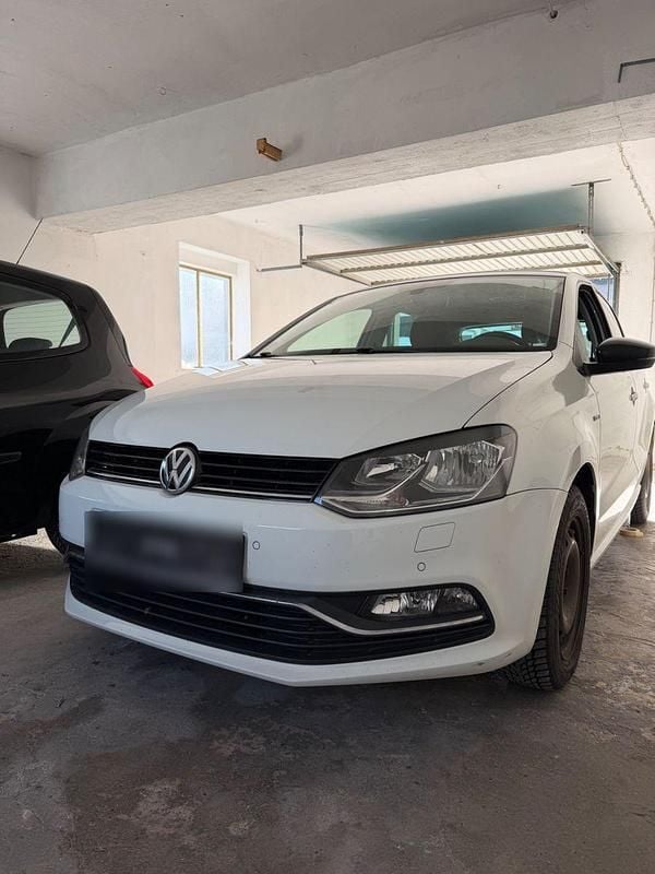 Gebraucht VW Polo 90 PS (66 kW) 2014 Weiß Kleinwagen