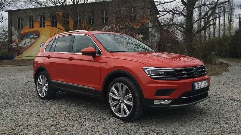 Orange Gebraucht 2017 VW Tiguan Highline SUV | 20.500 € (Fairer Preis) - Bild 1/4
