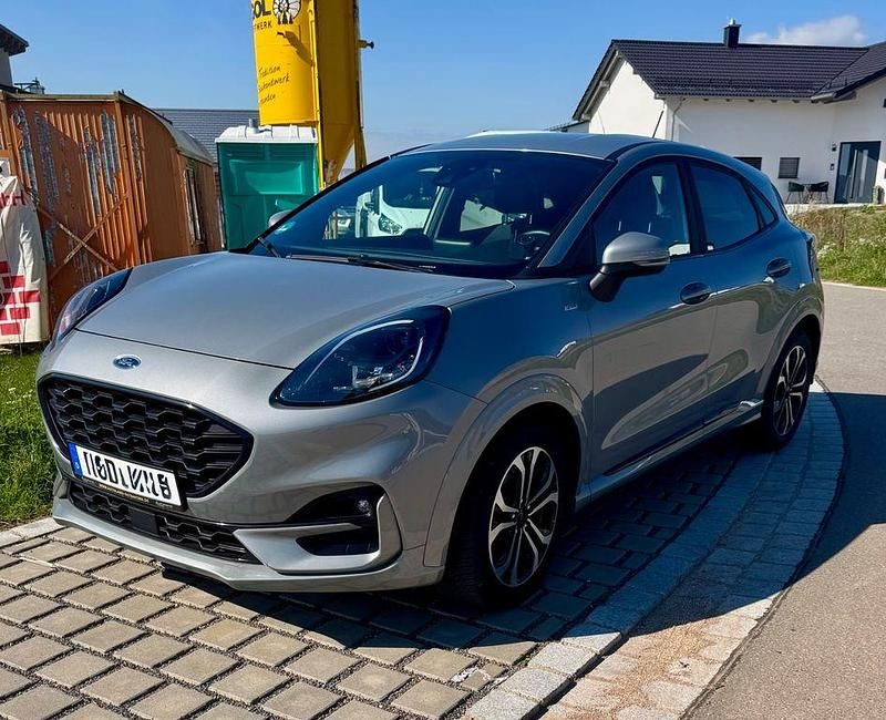 Grau Gebraucht 2021 Ford Puma Gen-E ST-Line SUV | 16.000 € (Guter Preis) - Bild 1/4