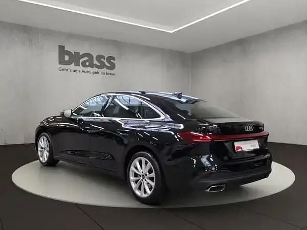 Gebraucht Audi A5 Basis 204 PS (150 kW) 2025 Mythosschwarz metallic Coupé