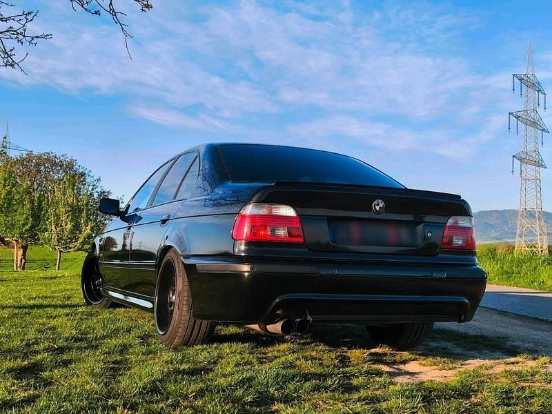 Second-hand BMW 525 193 CP (141 kW) 2003 Berlinǎ