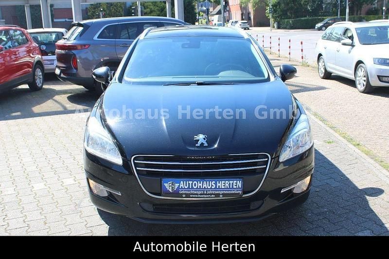 Gebraucht Peugeot 508 Active 140 PS (102 kW) 2014 Schwarz Kombi