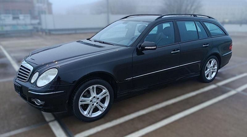 Schwarz Gebraucht 2006 Mercedes E280 Kombi | 6.590 € (Teuer) - Bild 1/4