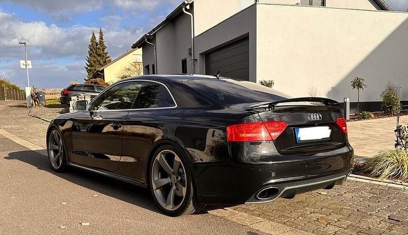 Gebraucht Audi RS5 Sport 450 PS (330 kW) 2010 Schwarz Coupé