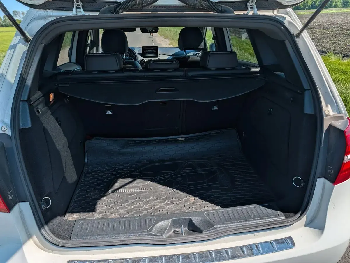 Gebraucht Mercedes B220 Urban 184 PS (135 kW) 2017 Weiß Kleinwagen