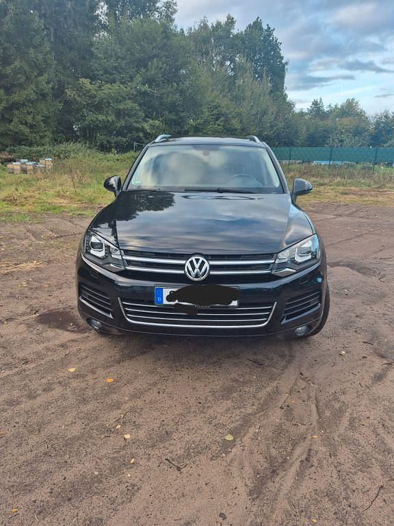 Schwarz Gebraucht 2014 VW Touareg SUV | 17.900 € (Fairer Preis) - Bild 1/4