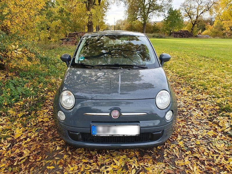 Grau Gebraucht 2011 Fiat 500 Lounge Kleinwagen | 5.200 € (Fairer Preis) - Bild 1/4