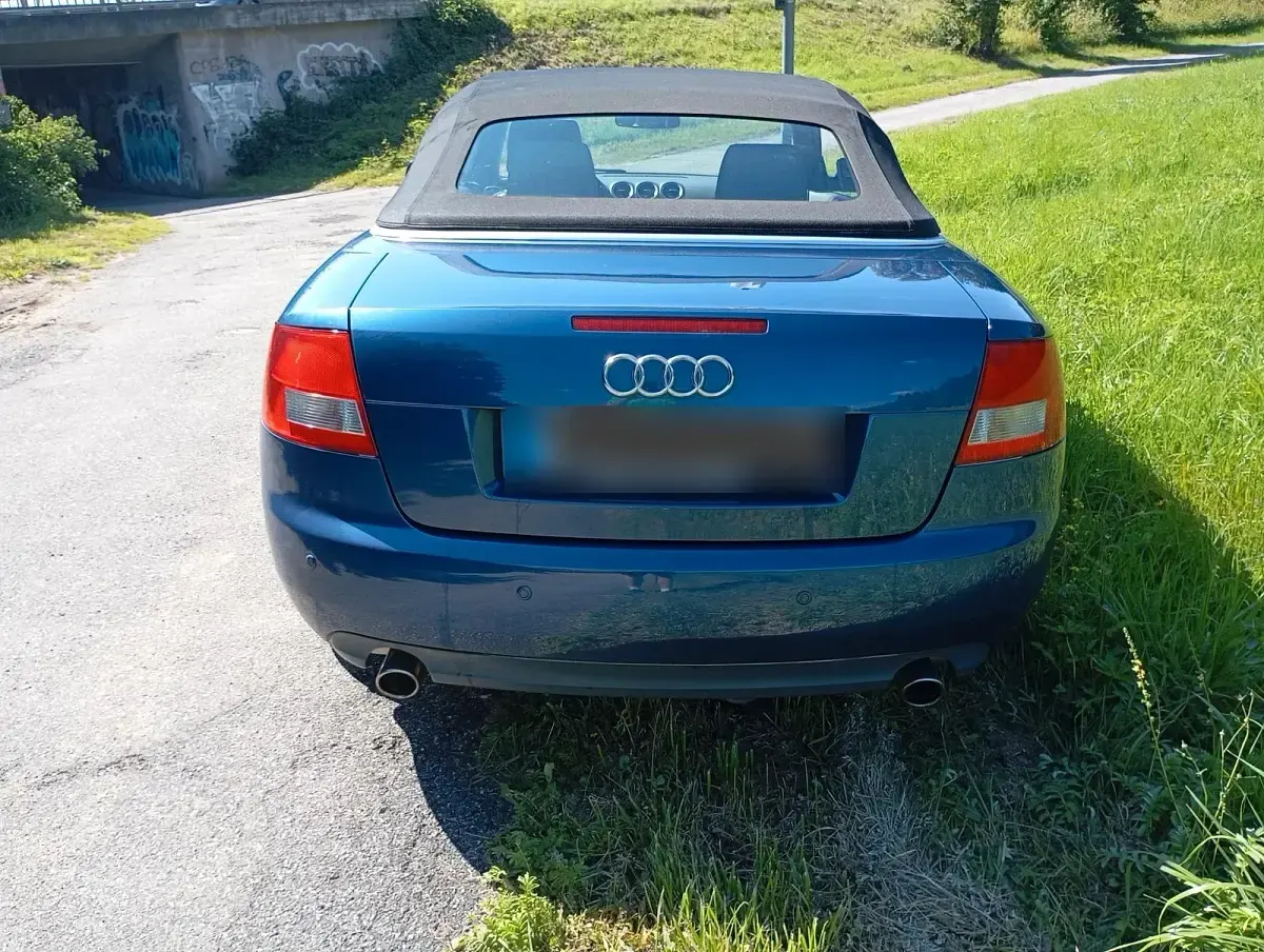 Używany Audi A4 Cabriolet 170 KM (125 kW) 2002 Niebieski Kabriolet