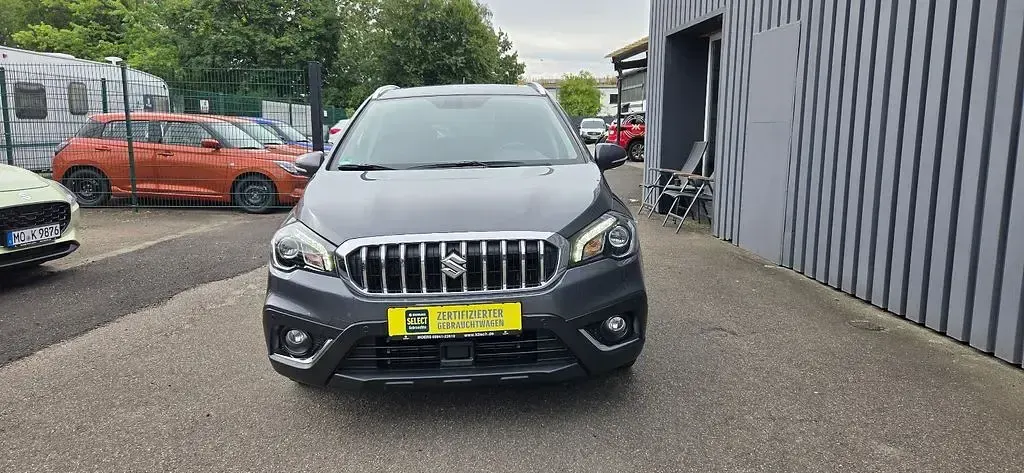 Gebraucht Suzuki SX4 S-Cross Comfort+ 140 PS (102 kW) 2018 Grau SUV