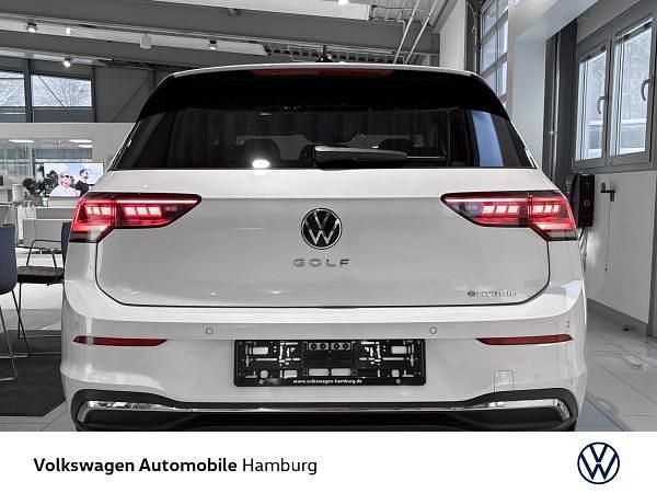 Neu VW Golf Style 204 PS (150 kW) 2026 Weiß (oryxweiß perlmutteffekt) Limousine