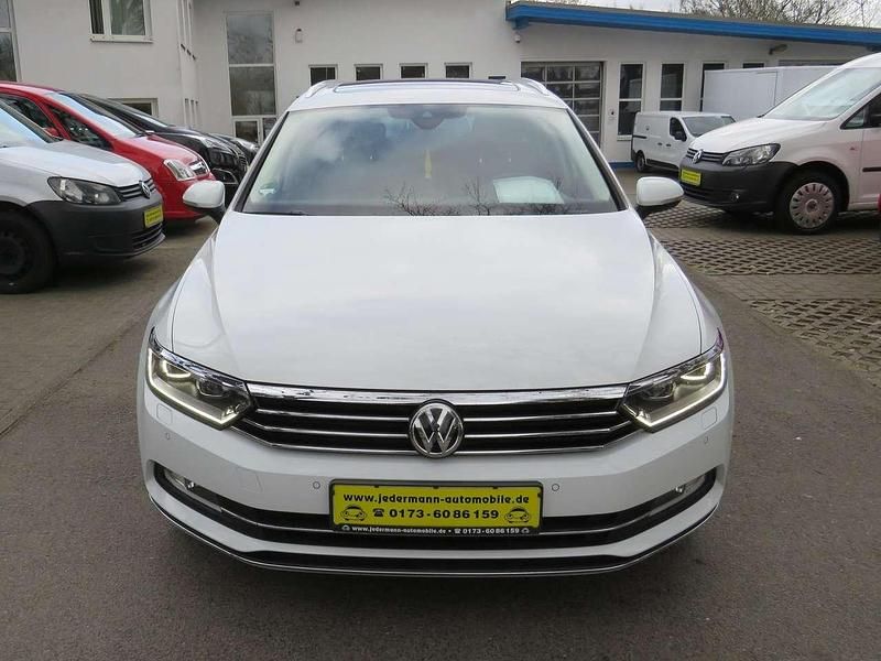 Gebraucht VW Passat Highline 179 PS (131 kW) 2015 Pure white Kombi