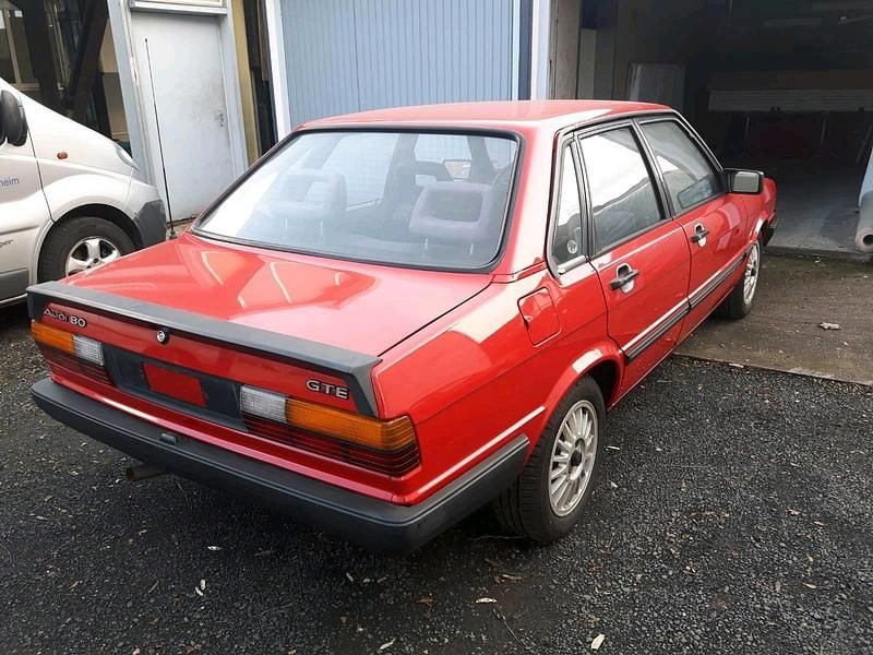 Gebraucht Audi 80 112 PS (82 kW) 1984 Rot Limousine