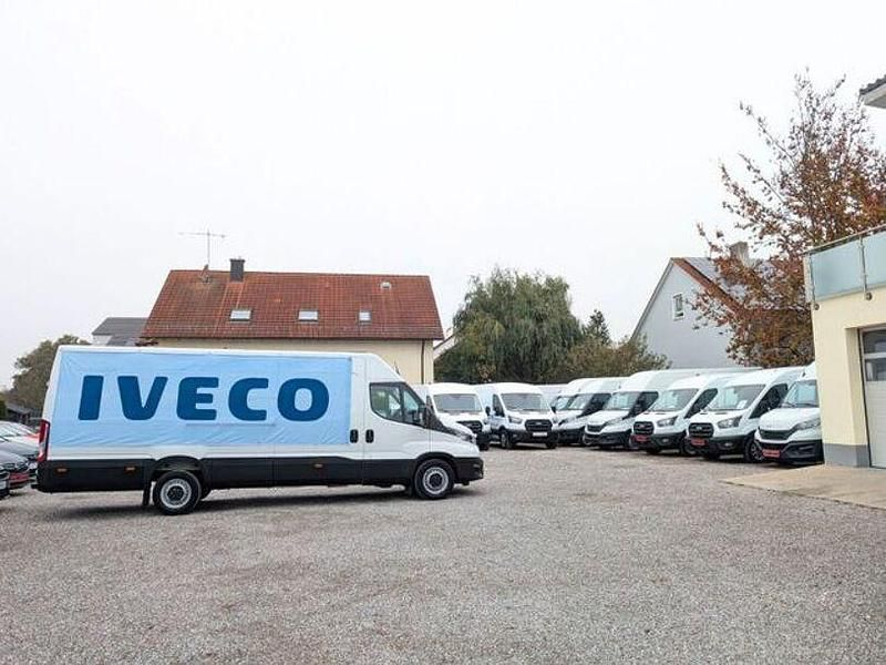 Gebraucht Iveco Daily 177 PS (130 kW) 2024 Weiß Van / Kleinbus