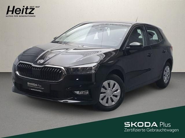 Schwarzmagic perleffekt Gebraucht 2024 Skoda Fabia Essence Kleinwagen | 17.250 € (Guter Preis) - Bild 1/4