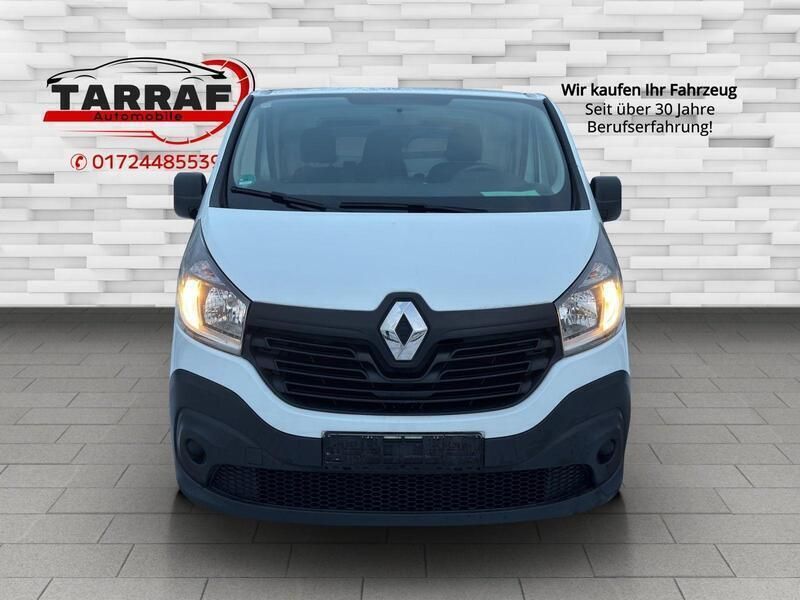 Gebraucht Renault Trafic Komfort 121 PS (88 kW) 2017 Weiß Van / Kleinbus