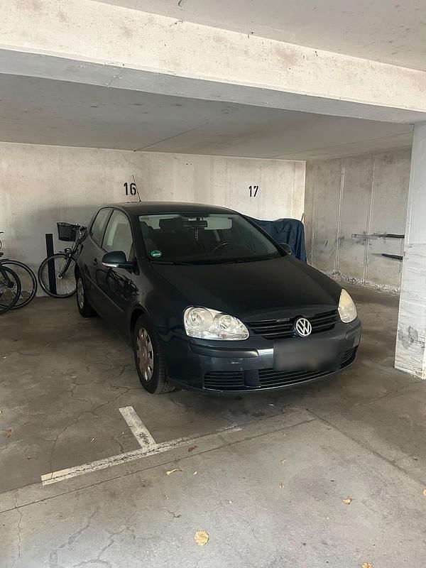 Blau Gebraucht 2006 VW Golf V Kleinwagen | 1.000 € (Superpreis) - Bild 1/4