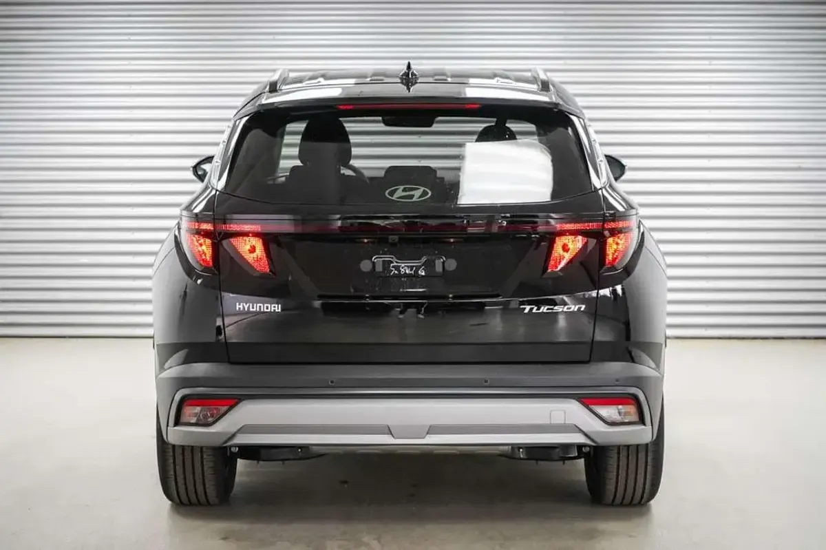 Neu Hyundai Tucson Style 150 PS (110 kW) 2026 Abyss black metallic () SUV