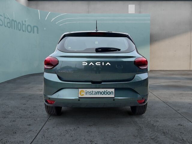 Gebraucht Dacia Sandero Expression 101 PS (74 kW) 2024 Grün Kleinwagen