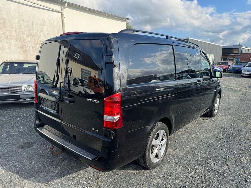 Gebraucht Mercedes Vito 190 PS (139 kW) 2018 Schwarz Van
