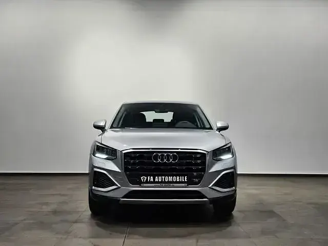 Gebraucht Audi Q2 Sport 150 PS (110 kW) 2024 Florett silber (metallic) SUV