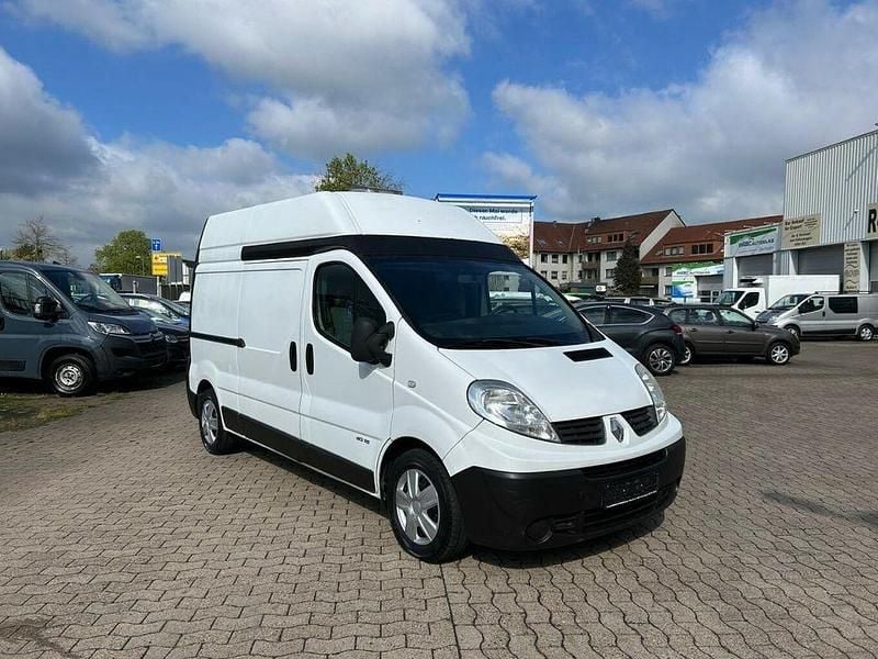 Gebraucht Renault Trafic 114 PS (83 kW) 2010 Weiß Van / Kleinbus
