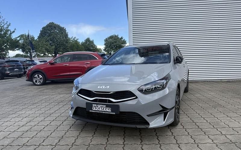 Grau Neu 2025 Kia Ceed Sportswagon 4 Kombi | 26.490 € (Fairer Preis) - Bild 1/4
