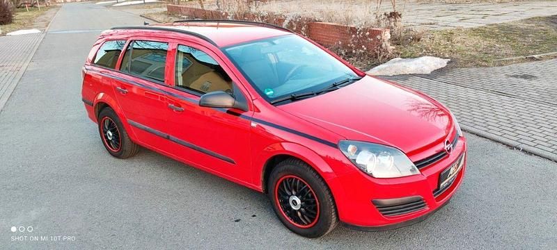 Gebraucht Opel Astra Basis 90 PS (66 kW) 2004 Rot Kombi