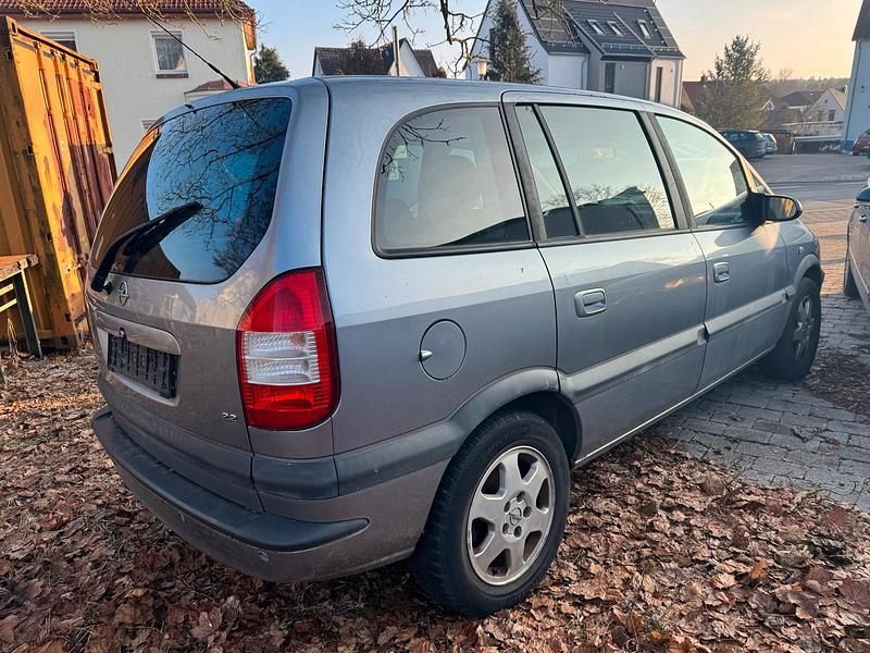 Gebraucht 2003 Opel Zafira Van / Kleinbus | 300 € (Superpreis) - Bild 1/4