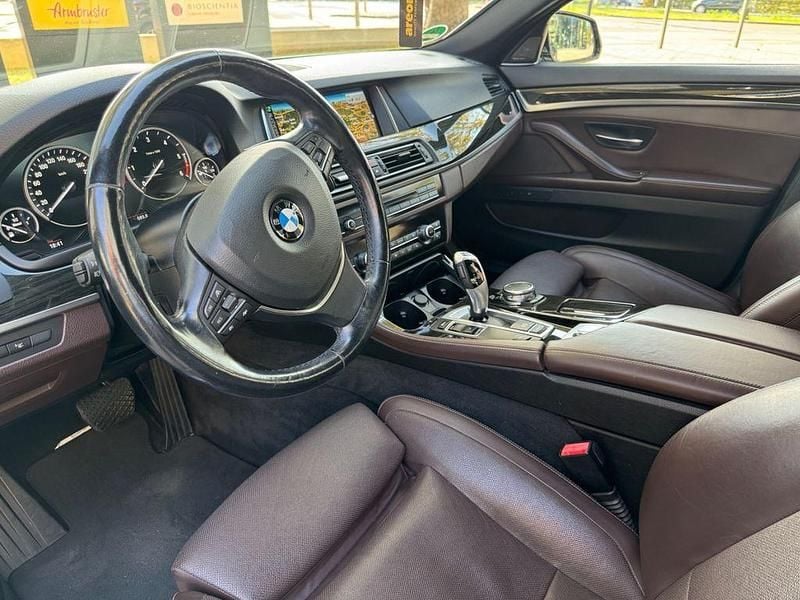 Gebraucht BMW 525 Luxury Line 218 PS (160 kW) 2016 Grau Limousine