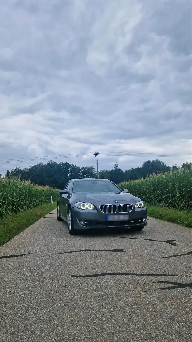 Gebraucht BMW 535 M Sport 299 PS (219 kW) 2010 Grau Kombi