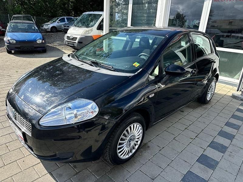Schwarz Gebraucht 2009 Fiat Grande Punto Dynamic Kleinwagen | 2.499 € (Teuer) - Bild 1/4