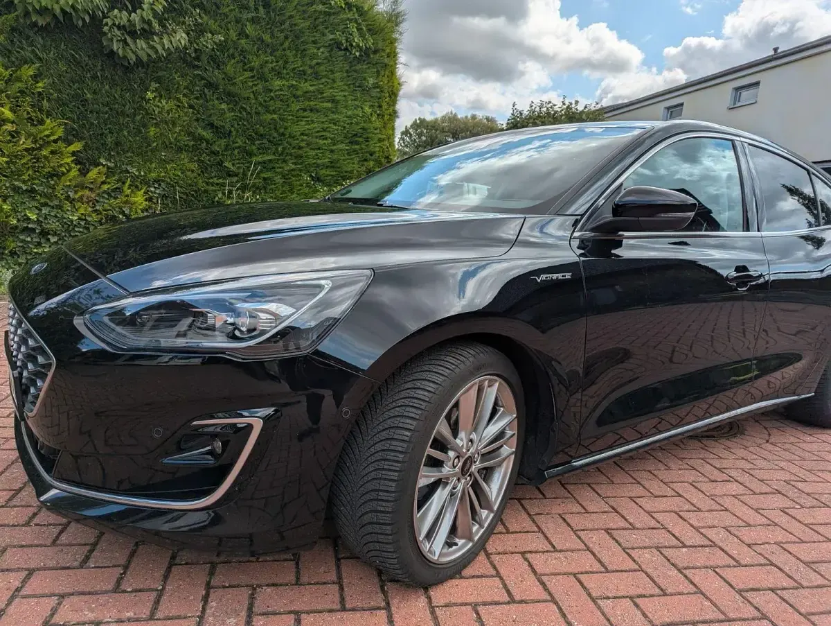Gebraucht Ford Focus Vignale 150 PS (110 kW) 2021 Schwarz Limousine