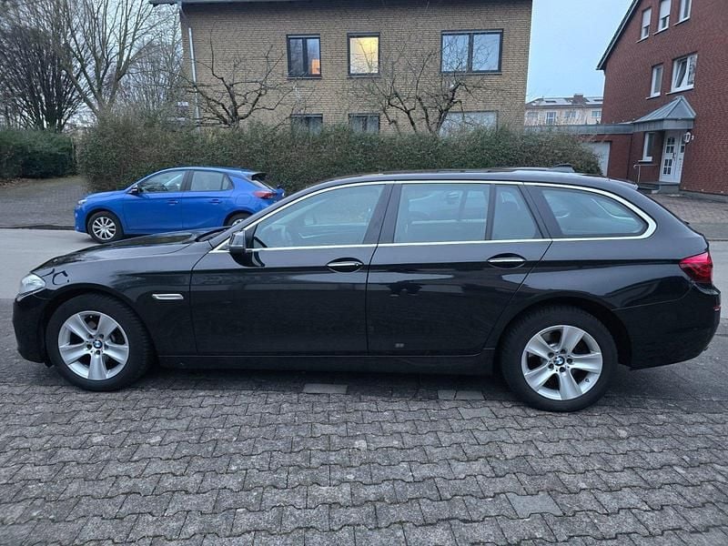 Gebraucht BMW 520 190 PS (139 kW) 2014 Schwarz Kombi