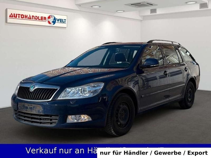 Gebraucht Skoda Octavia 105 PS (77 kW) 2011 Blau Kombi