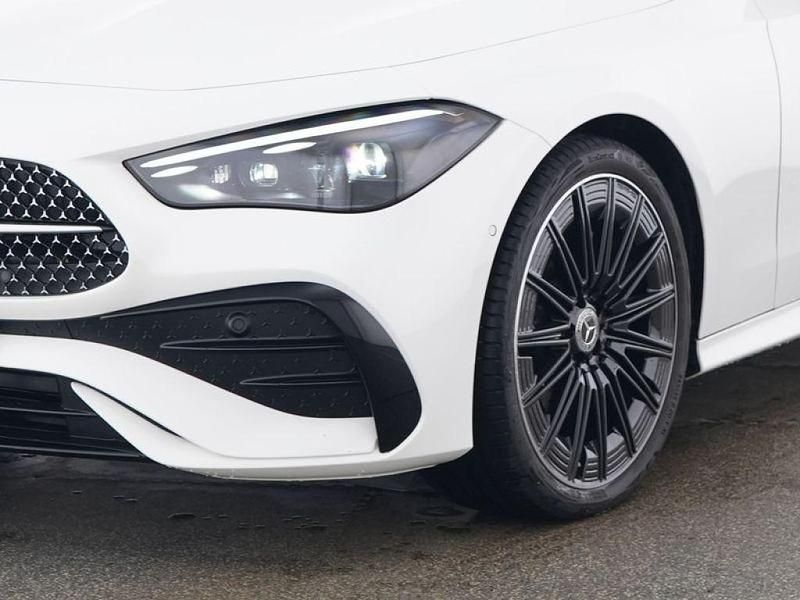 Gebraucht Mercedes 200 AMG 204 PS (150 kW) 2024 Weiß unilack polarweiß Cabrio