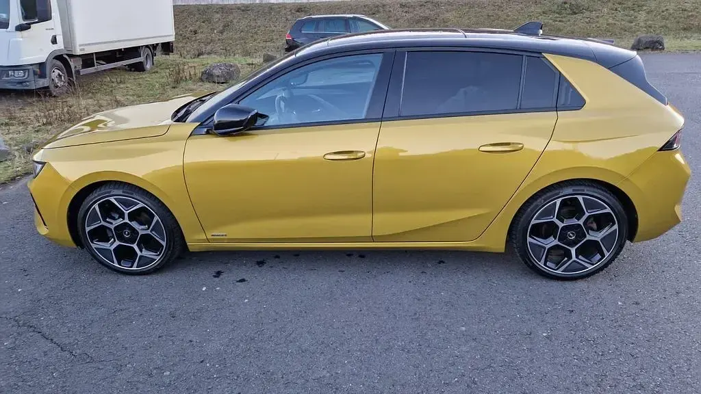Gebraucht Opel Astra Ultimate 131 PS (96 kW) 2022 Kleinwagen