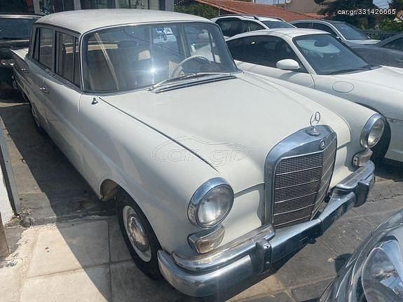Weiß Gebraucht 1965 Mercedes 230 Limousine | 17.000 € - Bild 1/4