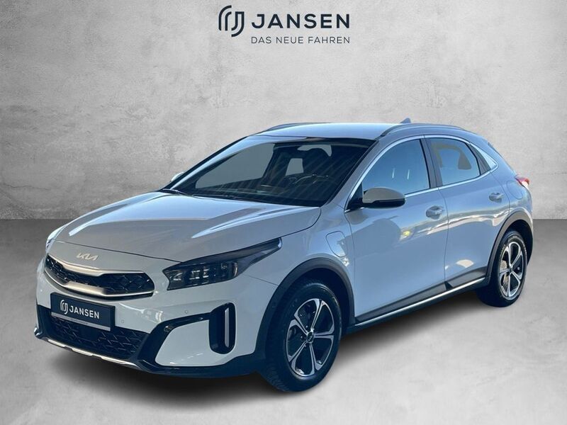 Weiß Gebraucht 2022 Kia XCeed Spirit SUV | 21.990 € (Guter Preis) - Bild 1/3