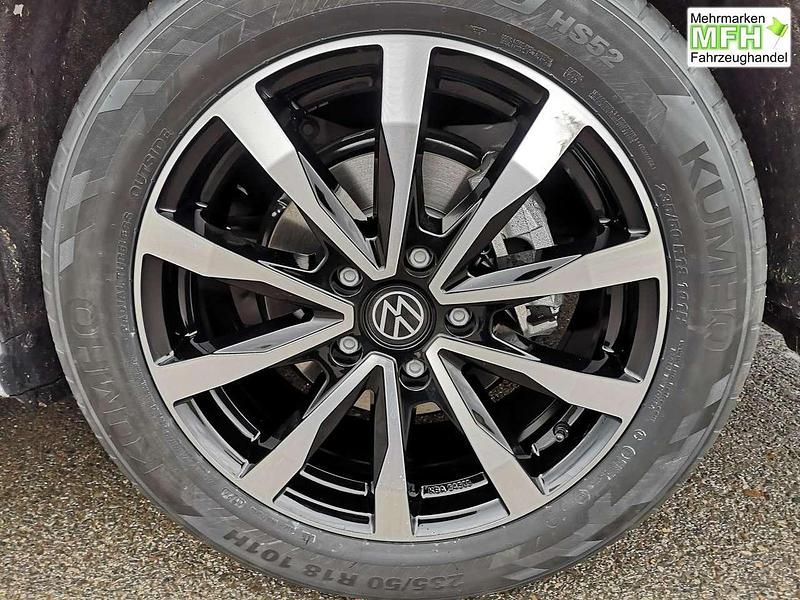 Neu VW Multivan Edition 150 PS (110 kW) 2025 Candyweiß Van