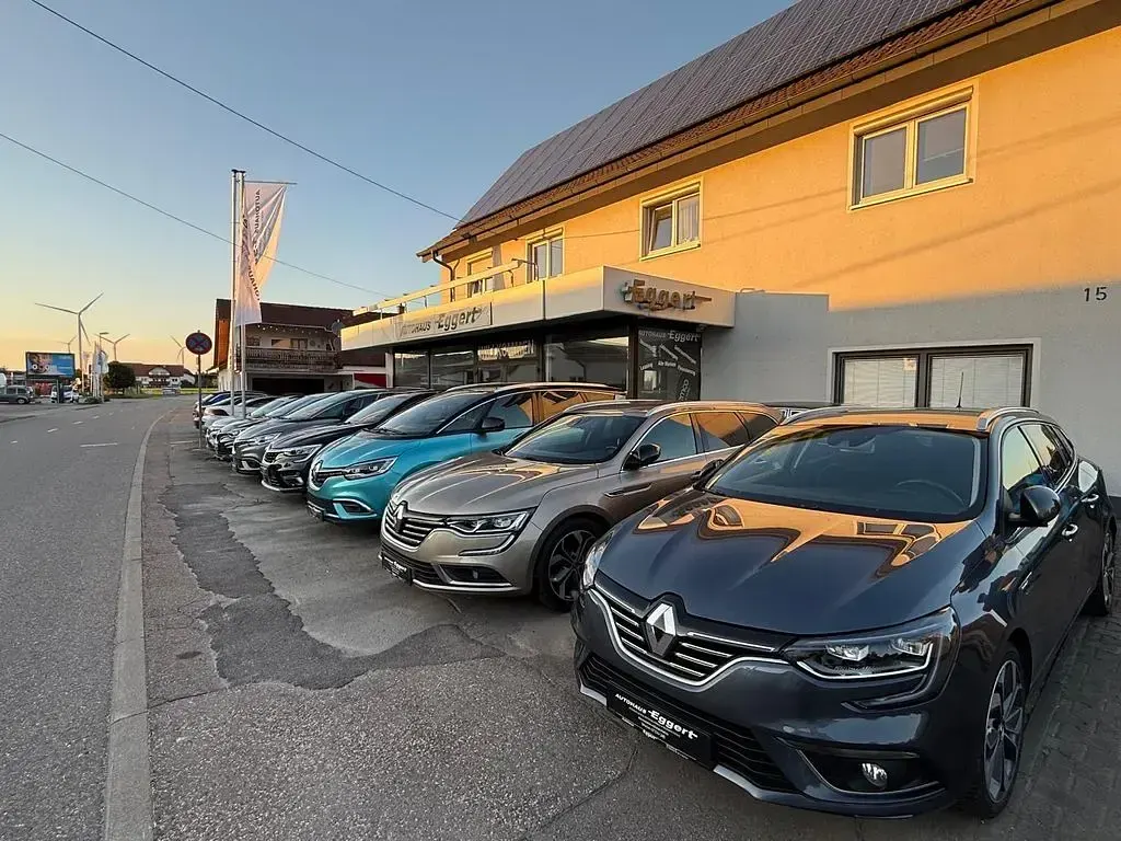 Second-hand Renault Zoe Evolution 50 kW (69 CP) 2022 Alb Hatchback
