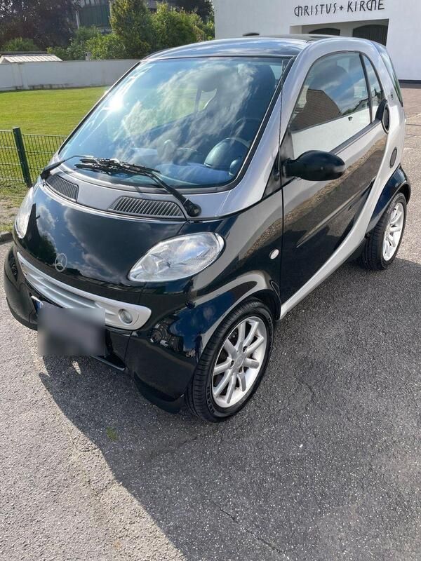 Schwarz Gebraucht 2000 Smart ForTwo Coupé Passion Coupé | 1.589 € (Fairer Preis) - Bild 1/4