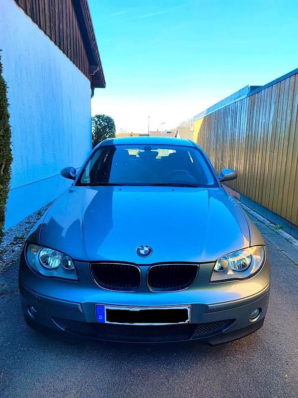 Gebraucht BMW 116 116 PS (85 kW) 2005 Grau Kleinwagen