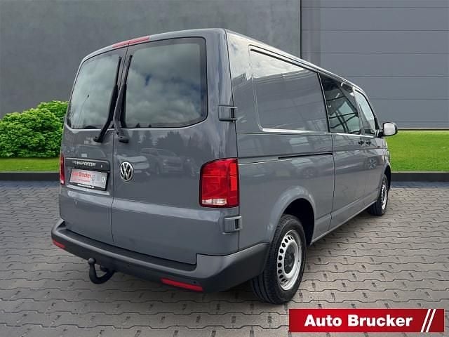Gebraucht VW T6.1 90 PS (66 kW) 2020 Grau Van