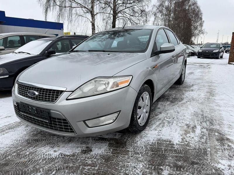 Gebraucht Ford Mondeo Titanium 140 PS (102 kW) 2007 Silber Limousine
