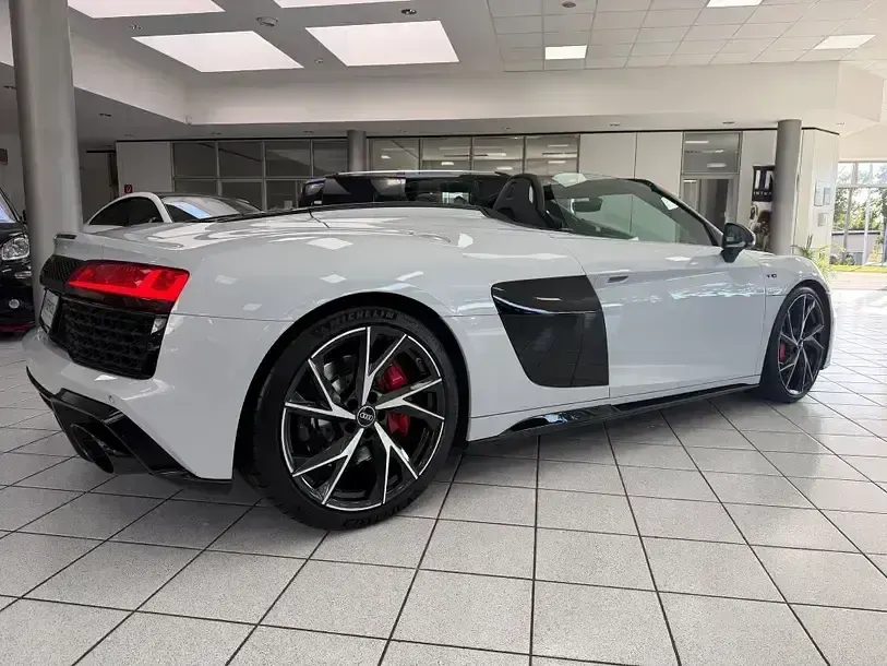 Gebraucht Audi R8 Spyder Exclusive 540 PS (397 kW) 2021 Grau Cabrio