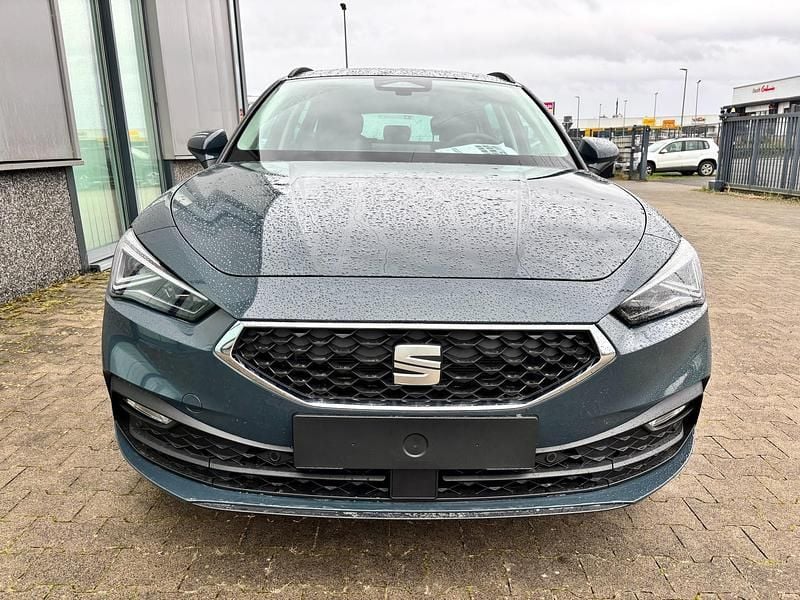 Neu Seat Leon ST Style 116 PS (85 kW) 2025 Unilackierung fjordblau (vermerk: hohe lackempfindlichkeit!) Kombi
