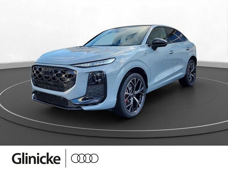 Schwarz Neu 2025 Audi Q3 Sportback Sport SUV | 66.890 € (Teuer) - Bild 1/4